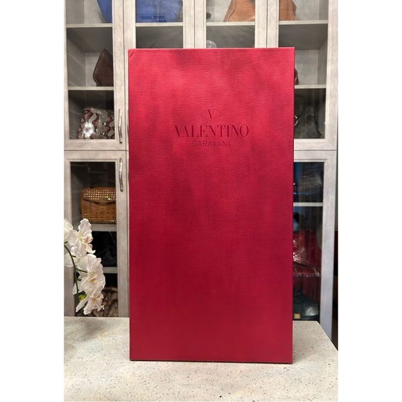 Valentino Garavani Riding Boot - Picture 7 of 8